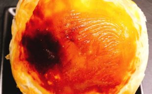 【期間限定】ホワイトソースを使用した『鶏肉とキノコのポットパイ』 【期間限定】ホワイトソースを使用した『鶏肉とキノコのポットパイ』