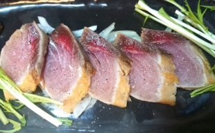 【冬季限定】冷燻の季節到来！脂ののった寒ブリのたたきの燻製