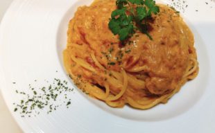 【期間限定】濃厚ズワイ蟹のトマトクリームパスタ