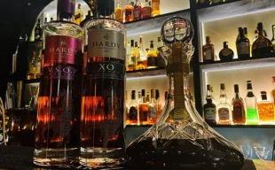 範馬勇次郎も愛飲する高級コニャック「ハーディー」のご紹介～当店には3種類ご用意