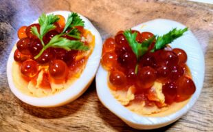 【自家製スモーク】味つき半熟たまごの燻製×いくらの燻製醤油づけ