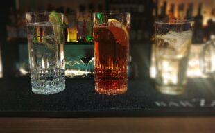 【おすすめ三種】バーテンダーが提案する「きちんと美味しく無理なく飲める」仕事終わりの一杯目 【おすすめ三種】バーテンダーが提案する「きちんと美味しく無理なく飲める」仕事終わりの一杯目